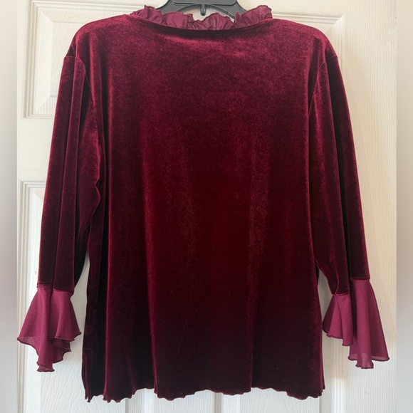 Long sleeve velvet top ruffles burgundy size XL - Picture 3 of 12